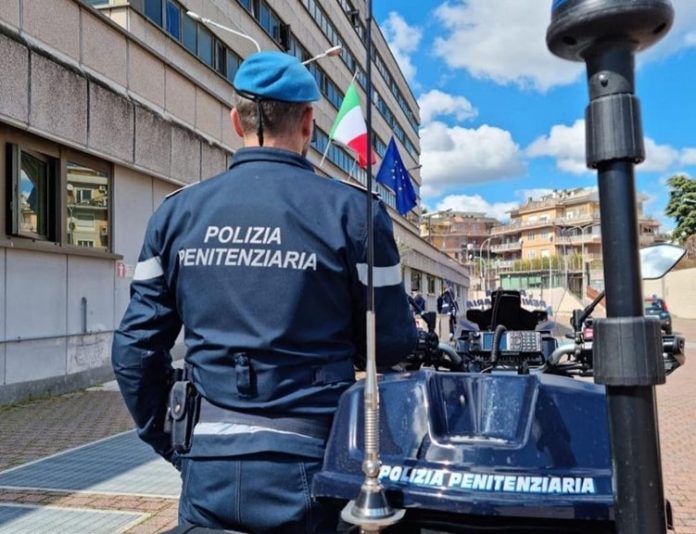 Tentata fuga in ospedale per un detenuto appena operato. “Recuperato” dalla Polizia Penitenziaria