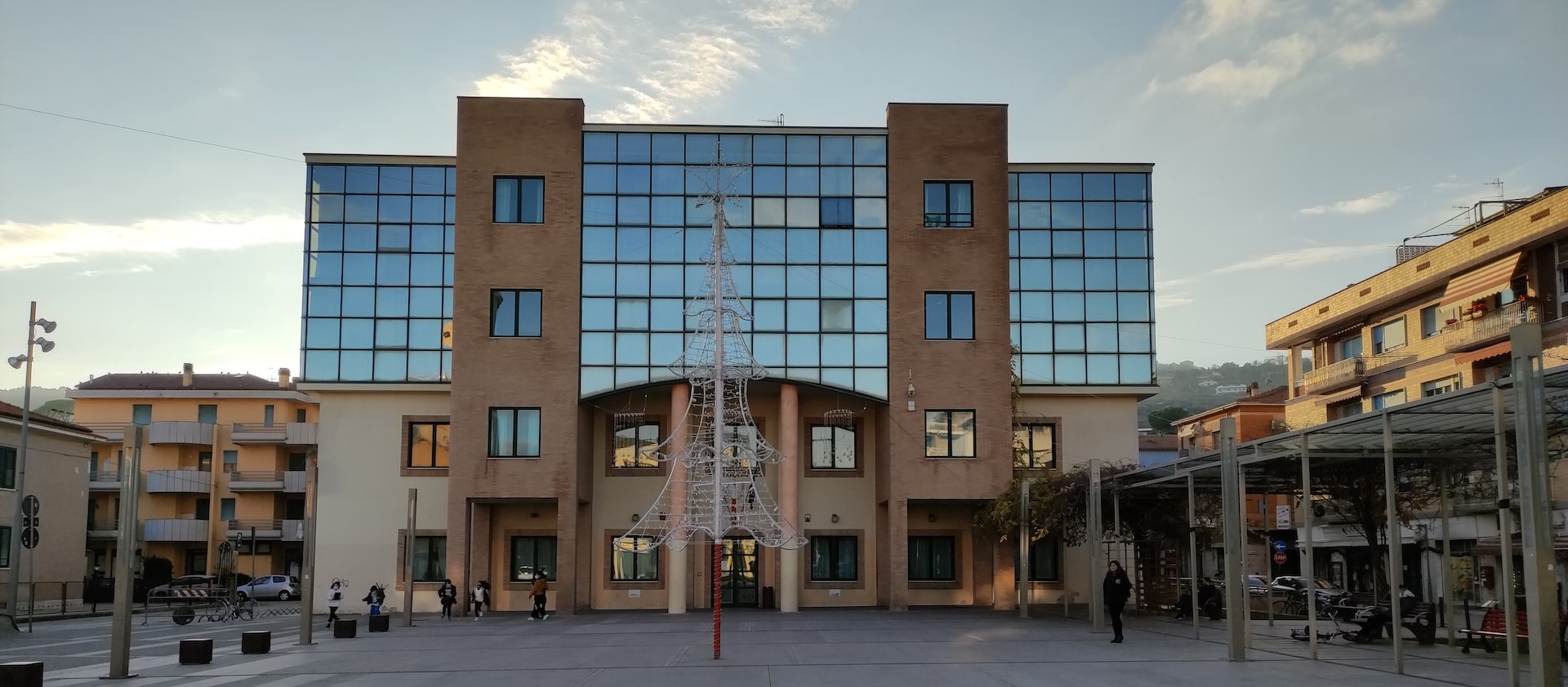 Roseto: corsi gratuiti di italiano e inglese agli stranieri