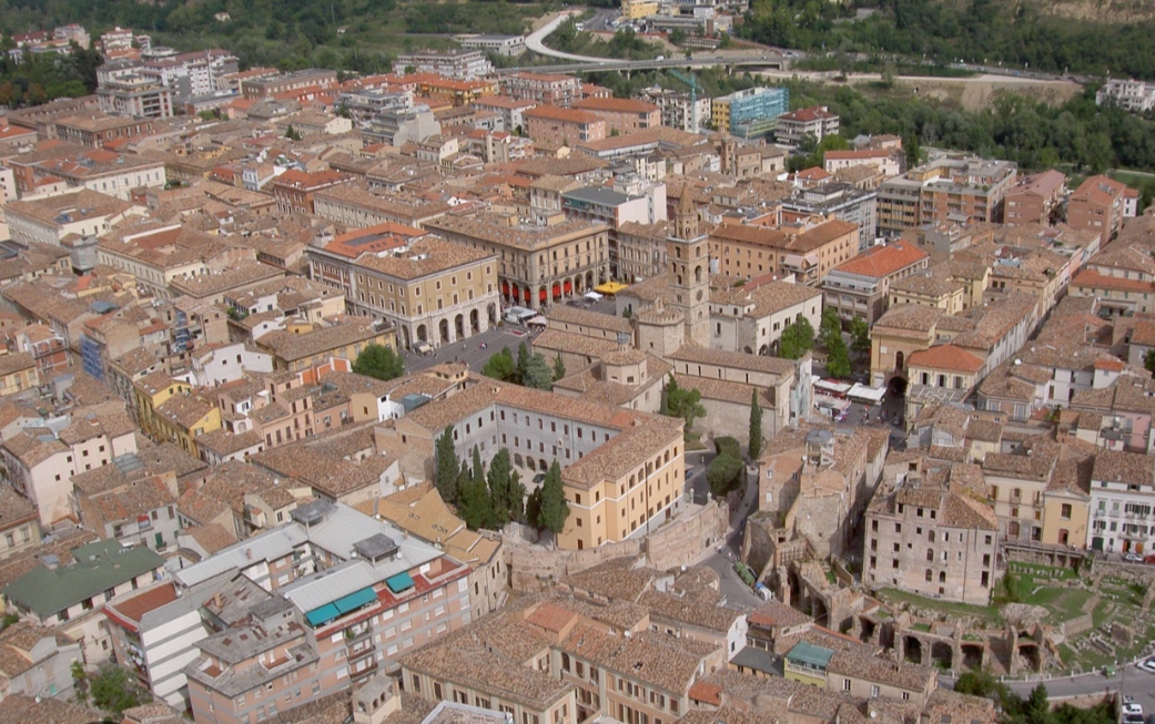 il consorzio shopping In Teramo centro:PORRE RIMEDIO AI DISAGI DEI CANTIERI DEL CENTRO STORICO