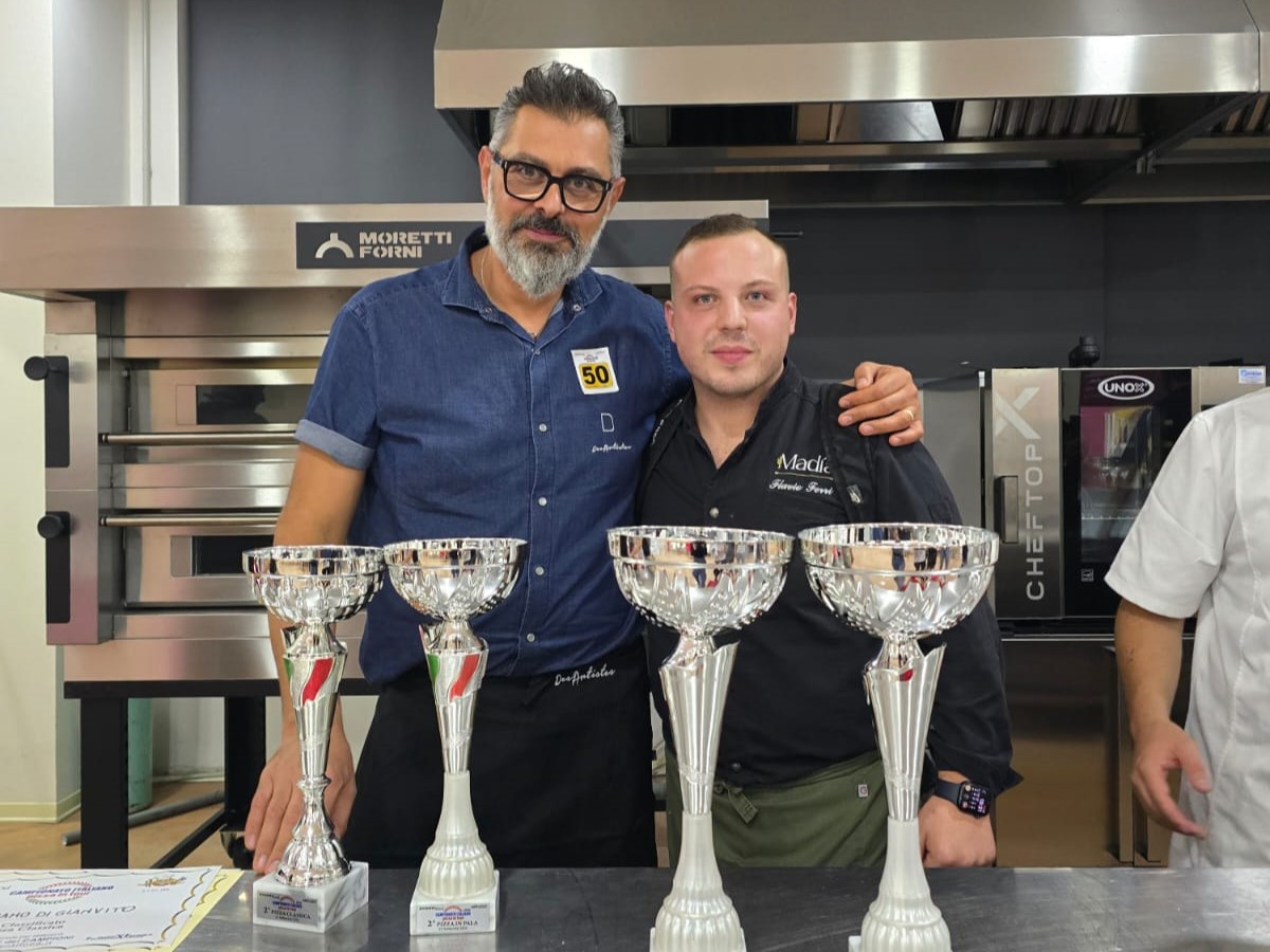 Pizzaioli teramani ai Campionati Italiani di Firenze. Con uno sguardo a Las Vegas