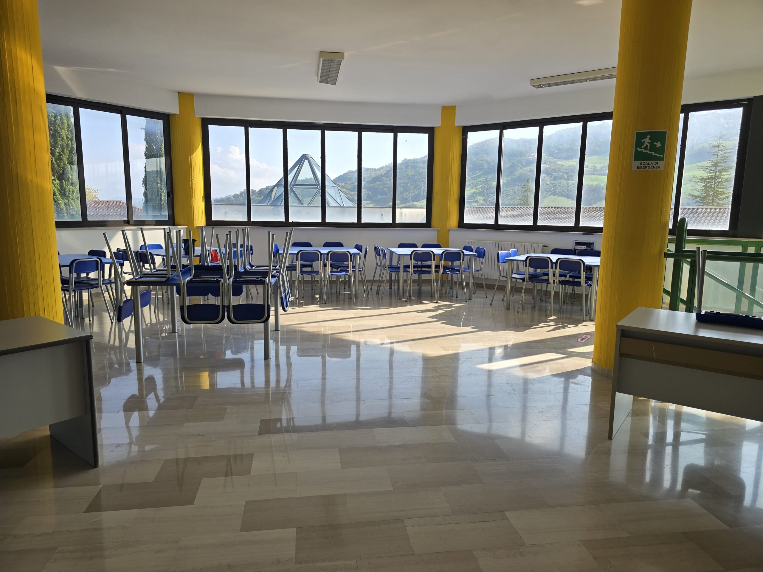 Vicenda Delfico. Lunedì si compirà la “rivoluzione” scolastica post-sequestro. Tutti a scuola nelle sedi provvisorie