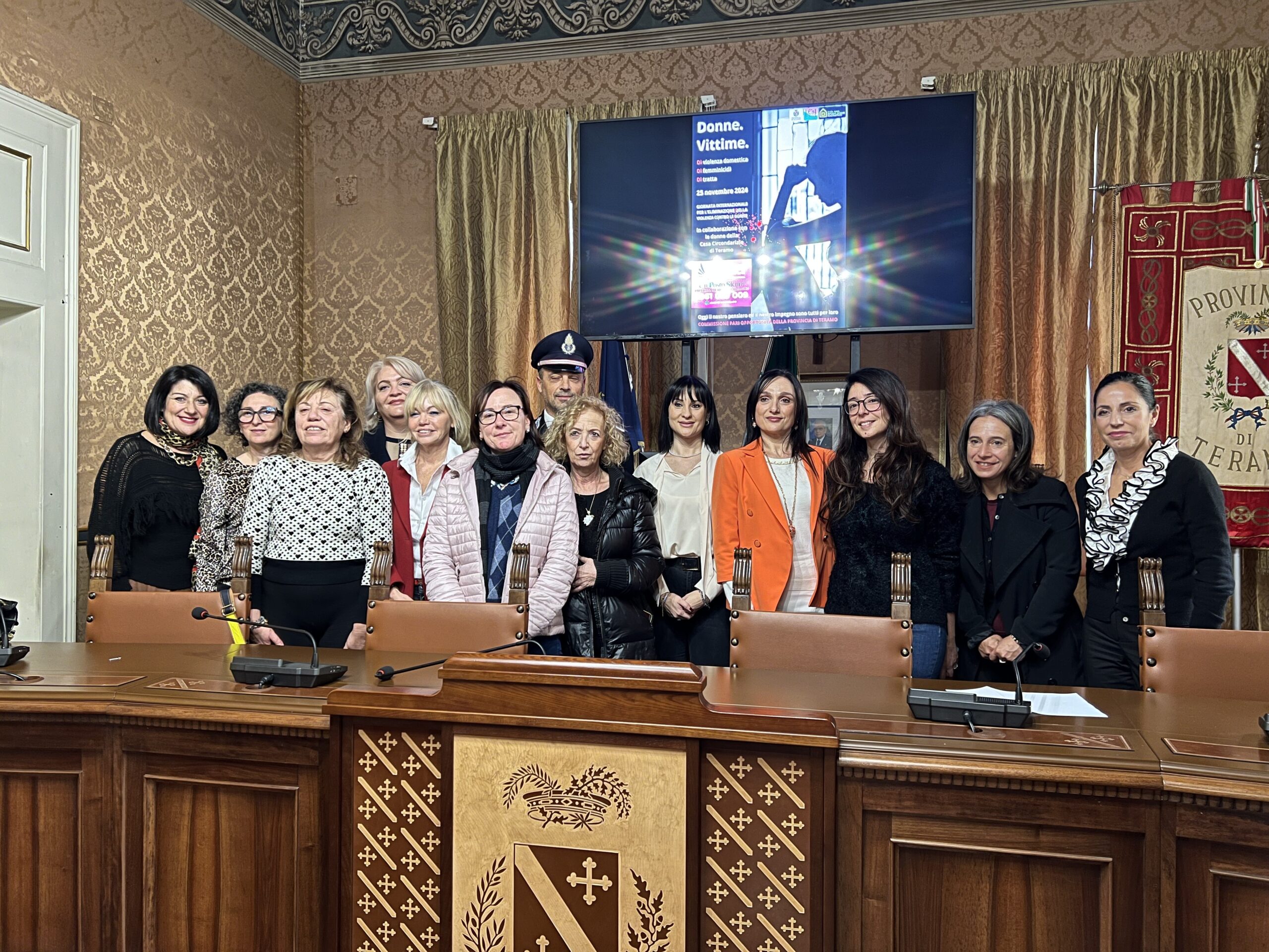 “Donne vittime di violenza, femminicidi, tratta” le iniziative della Commissione Pari Opportunità, i dati della Fenice e Casa Maia