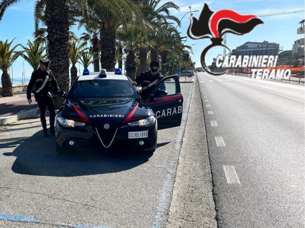 Giulianova. Invitato a uscire nell’orario di chiusura aggredisce  col crick un addetto alla sicurezza