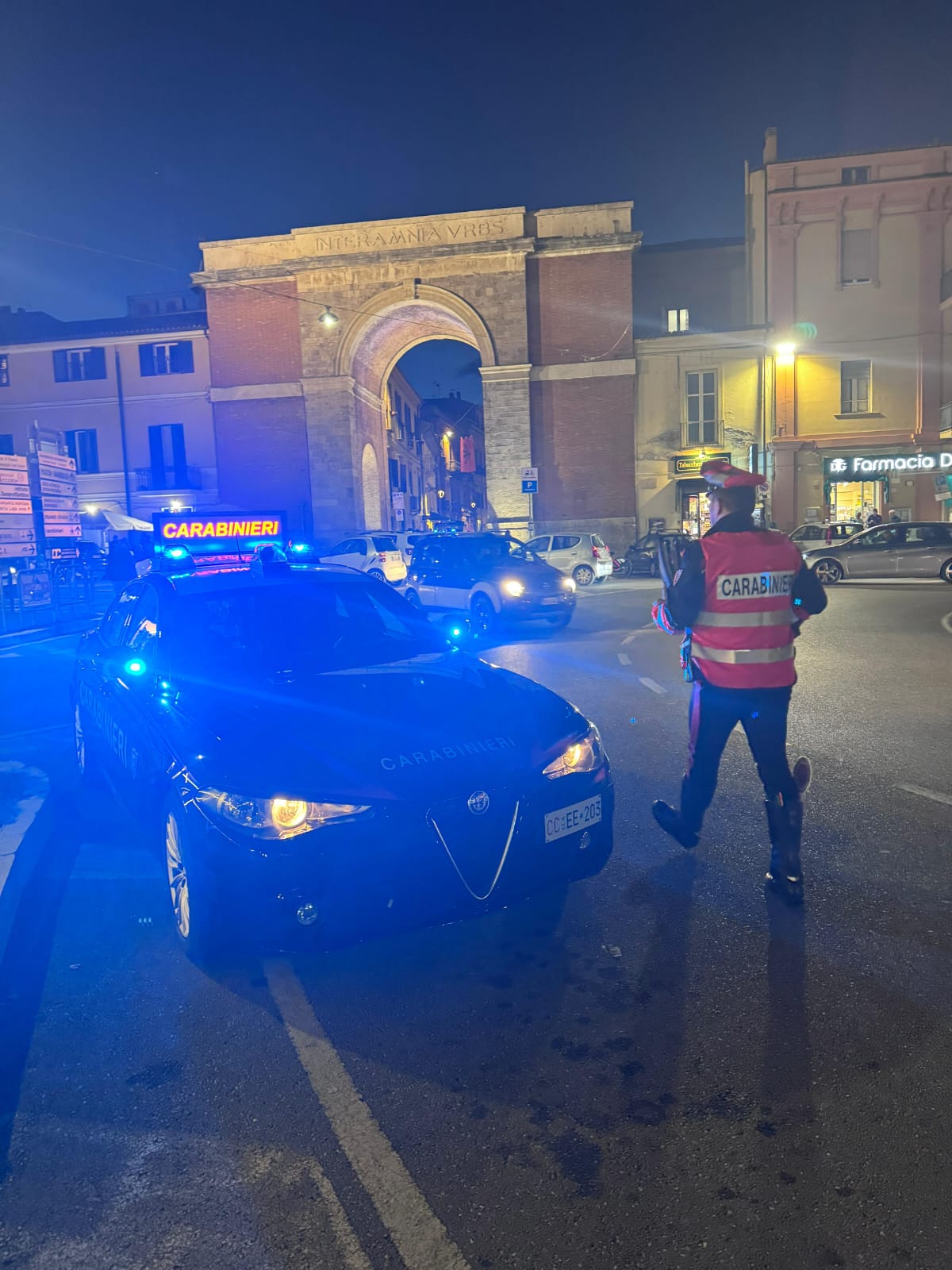 Identificato l’aggressore dell’autista a piazza Garibaldi. Arrestata una donna per resistenza a Pubblico Ufficiale