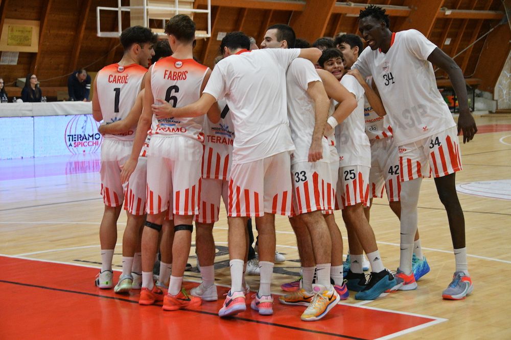 Basket. Tasp vs Olimpia Castello: sfida cruciale per risalire la classifica