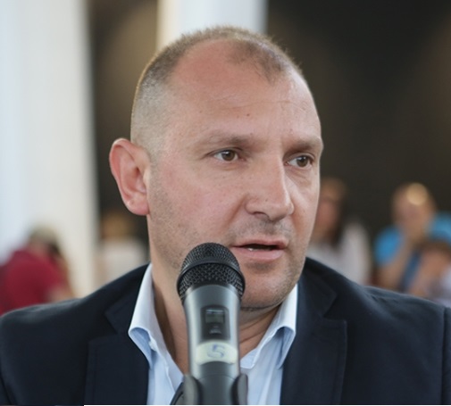 Cozzi di FI: “Un progetto per il vecchio stadio non esiste. Concederlo al Delfico è possibile”