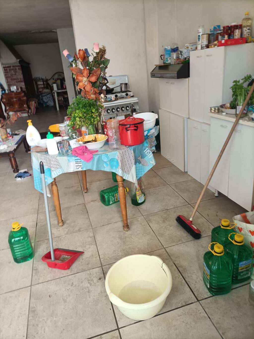 Coppia viveva nel degrado a Villa Tofo. Affidata ai servizi sociali