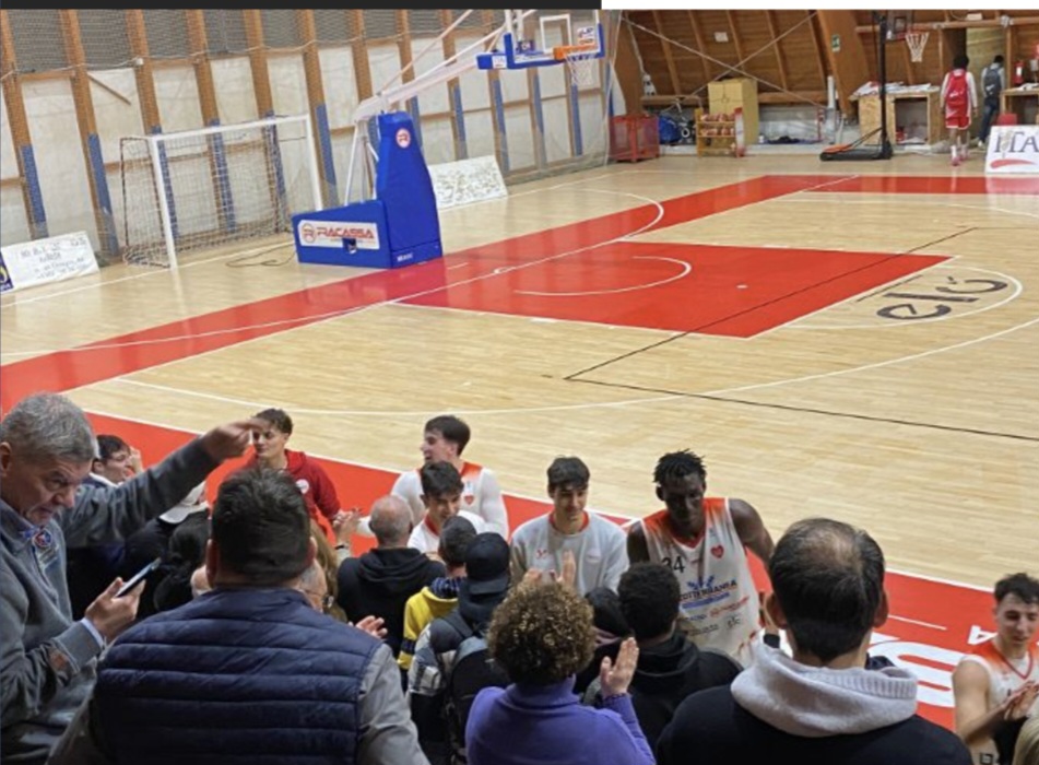 Basket. La Tasp umilia la capolista Matelica: 82 a 71