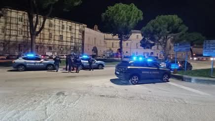 Rissa tra giovanissimi a Teramo: c’è una denuncia per lesioni