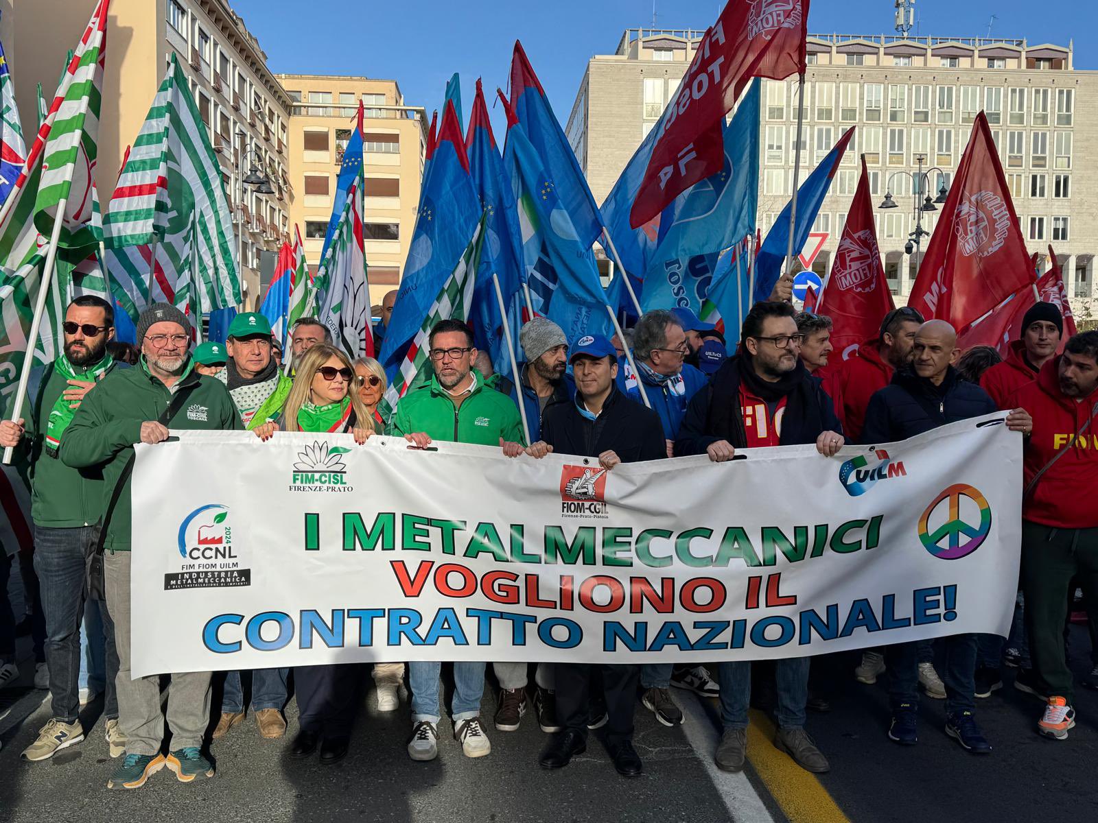Sit In dei Metalmeccanici a Teramo: Mobilitazione per il Rinnovo del CCNL