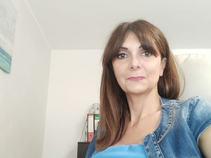 Simona Mazzilli di Azione: “Un tavolo permanente per affrontare il disagio giovanile”