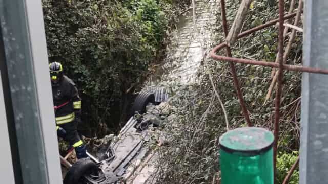 Identificato il cadavere della donna finita con un’auto nel canale.