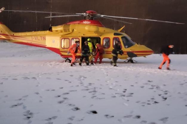Passo Lanciano, giovane sciatore si schianta contro un albero: paura sulla pista