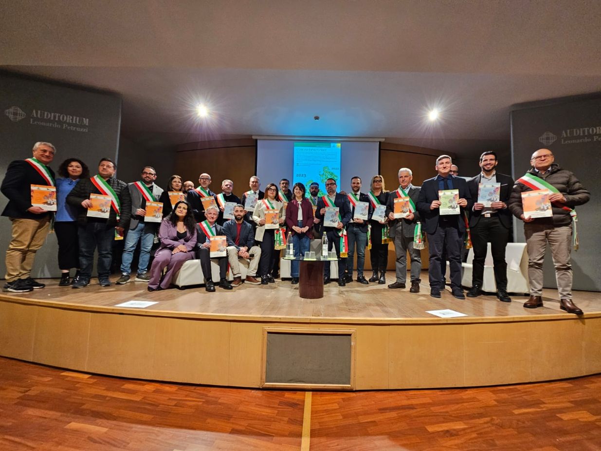 Roseto degli Abruzzi Ancora “Comune Riciclone”. Premiato da Legambiente