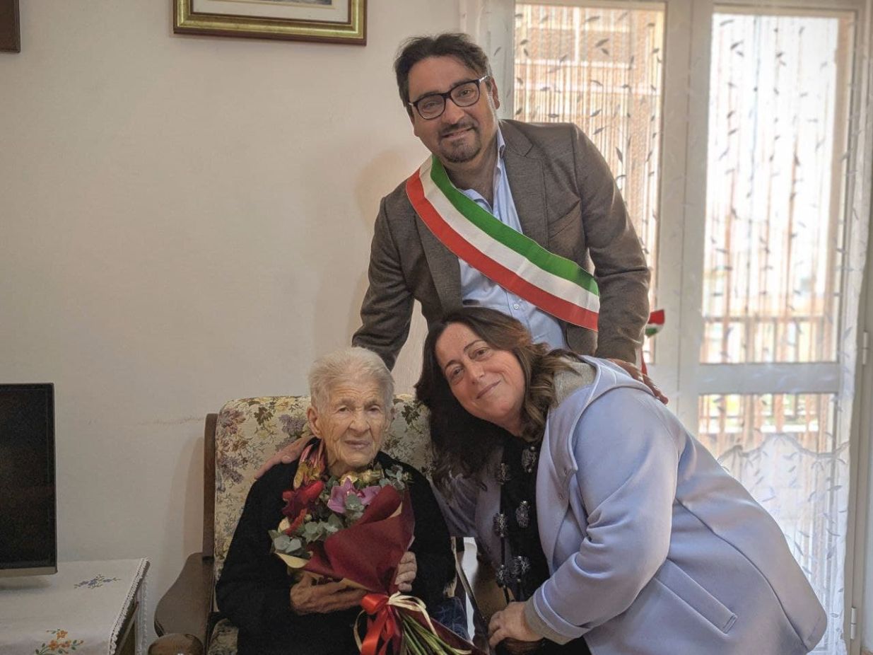 Per la Signora Maria Loreta sono 104. Gli auguri di tutta la città