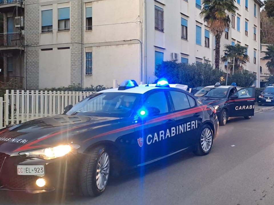 Rissa tra minorenni giuliesi e rosetani. Individuati in sette