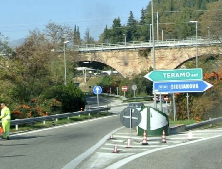 Chiusura notturna dello svincolo Teramo Est sull’A24: ecco le alternative