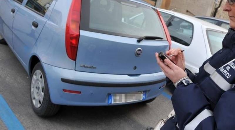 Strisce Blu. Il Sindaco D’Alberto sull’Abolizione dell’Avviso di Cortesia: “Siamo Contrari e ci Batteremo”