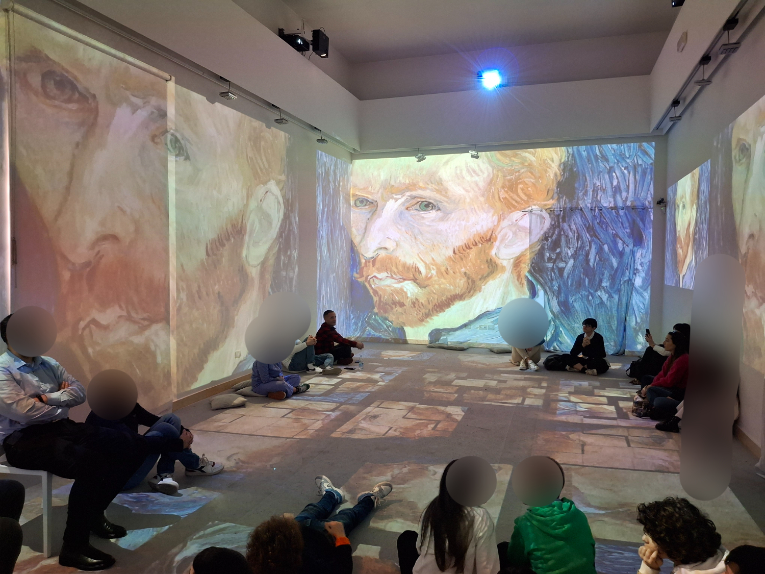 Successo per “Inside Van Gogh” a L’ARCA: la mostra immersiva prorogata fino a maggio