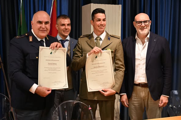 Premiati Poliziotto e Sottotenente Croce Rossa Militare  per l’Impegno nella Legalità e Solidarietà