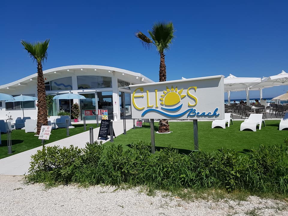 Ladro in azione stanotte negli stabilimenti balneari Elios e Uma Beach