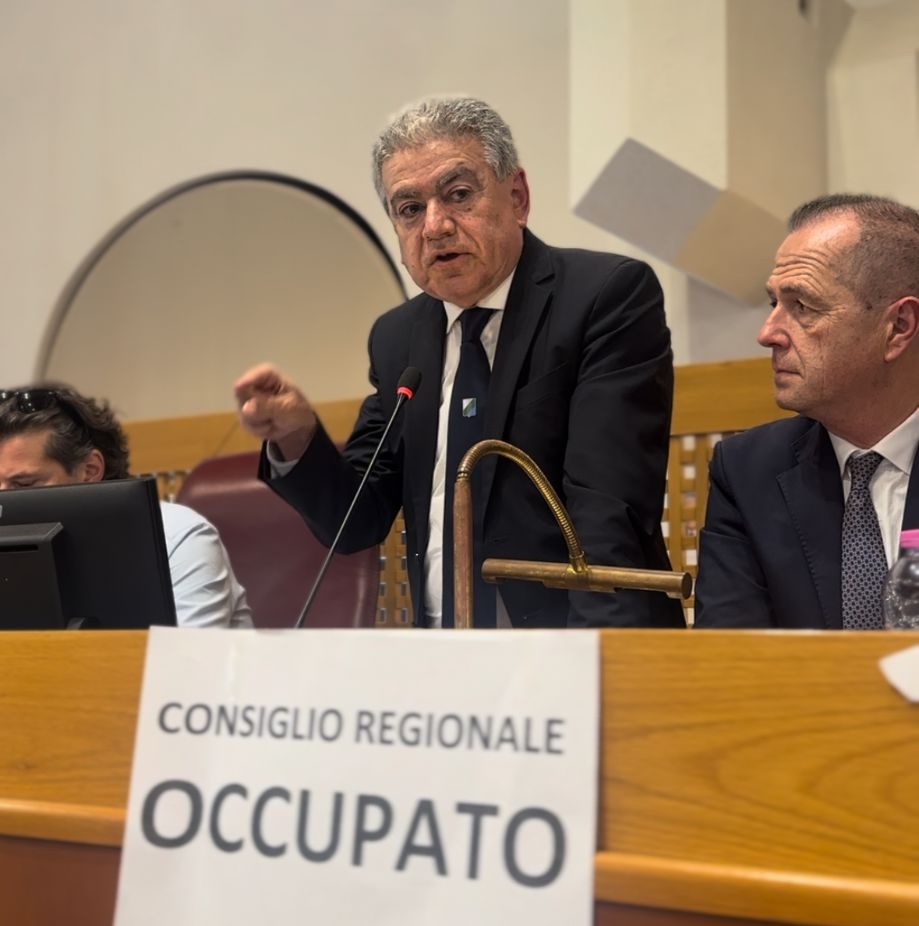 Pavone di Azione sul servizio idrico: “Sì ai due gestori regionali, preferibile all’ambito unico”