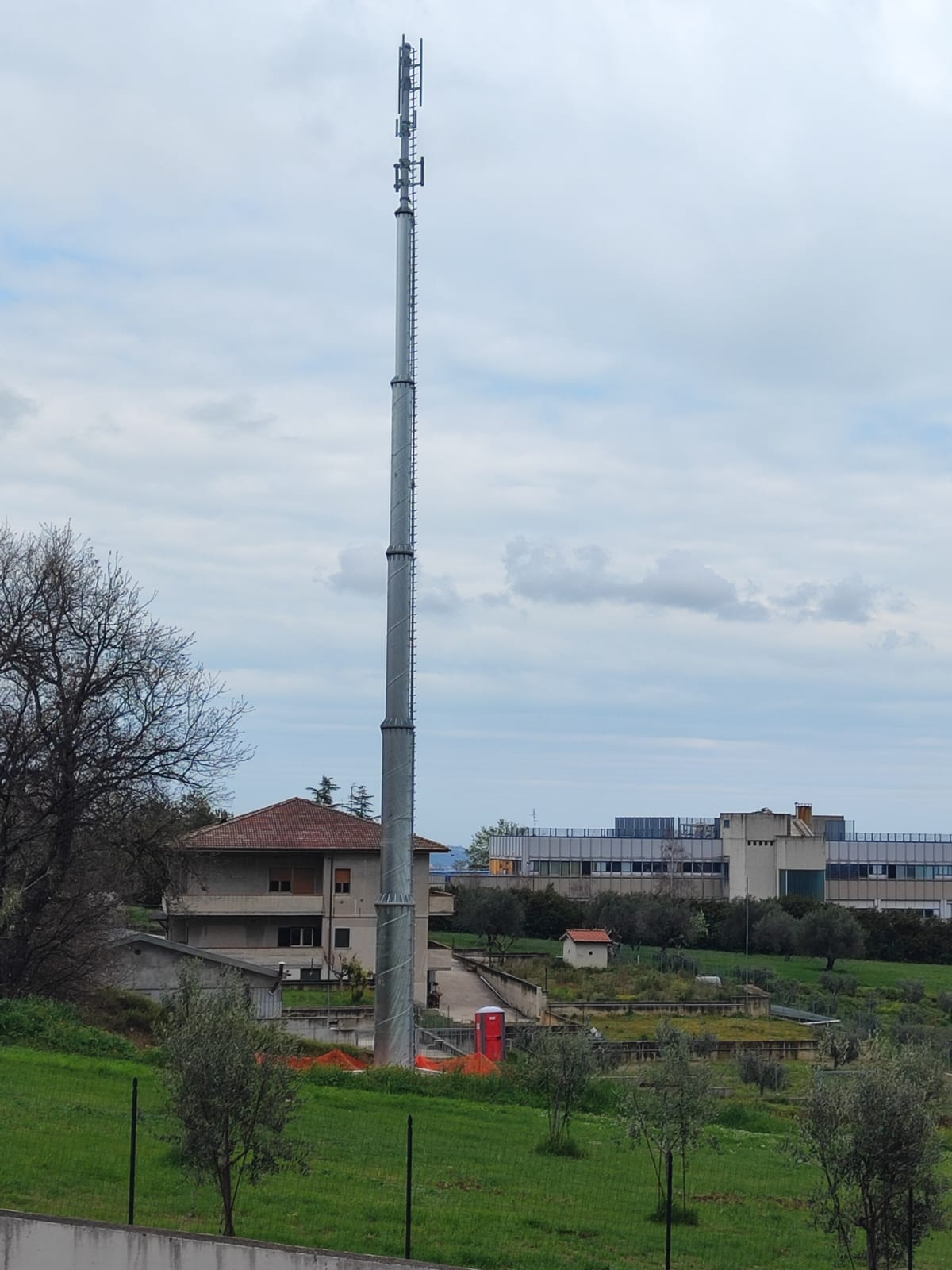 L’antenna di Colleatterrato Basso: I residenti protestano