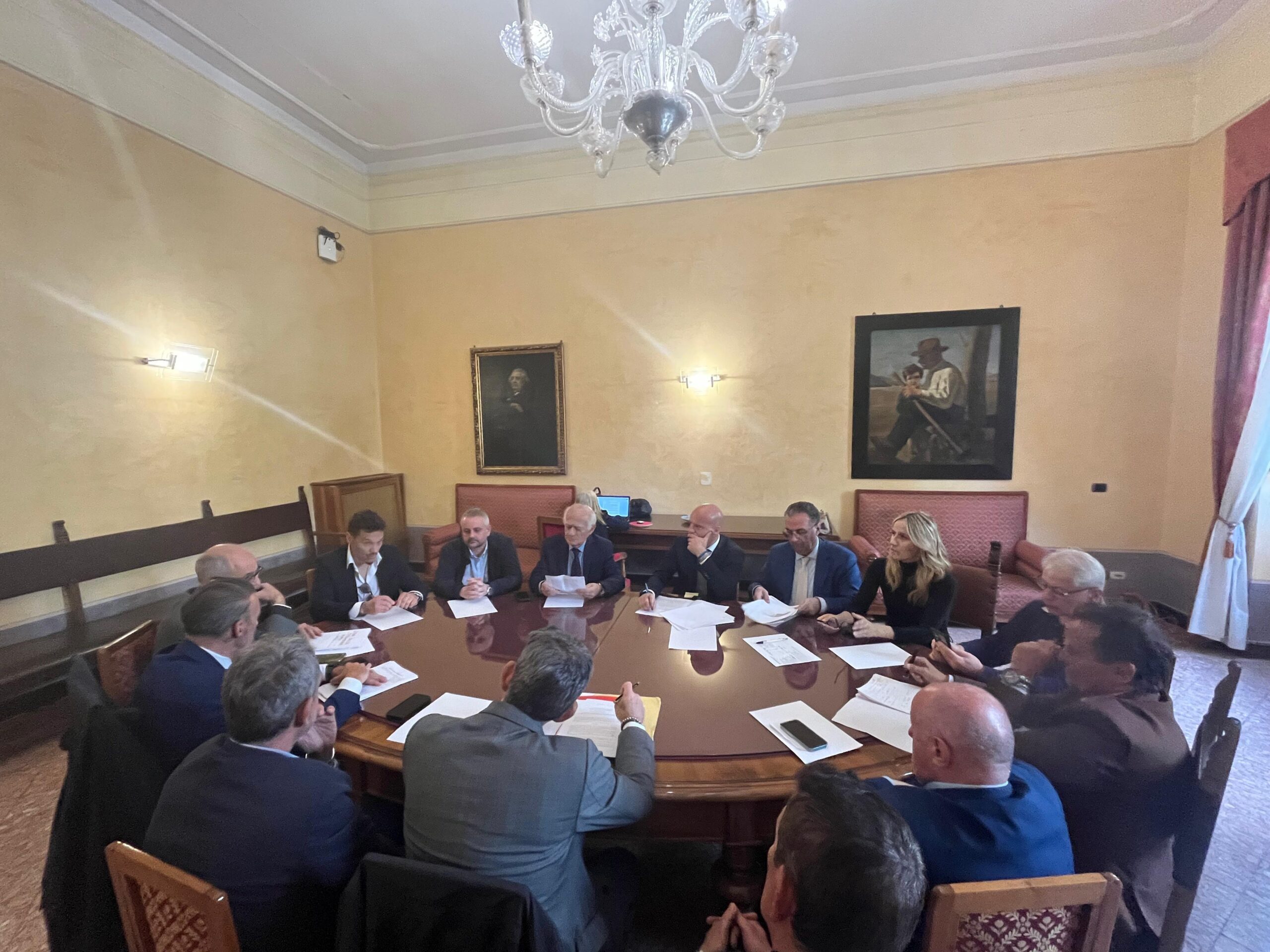 Assemblea “Gran Sasso Teramano”: Confermata la Volontà di Riaprire gli Impianti – Approvato il Bilancio