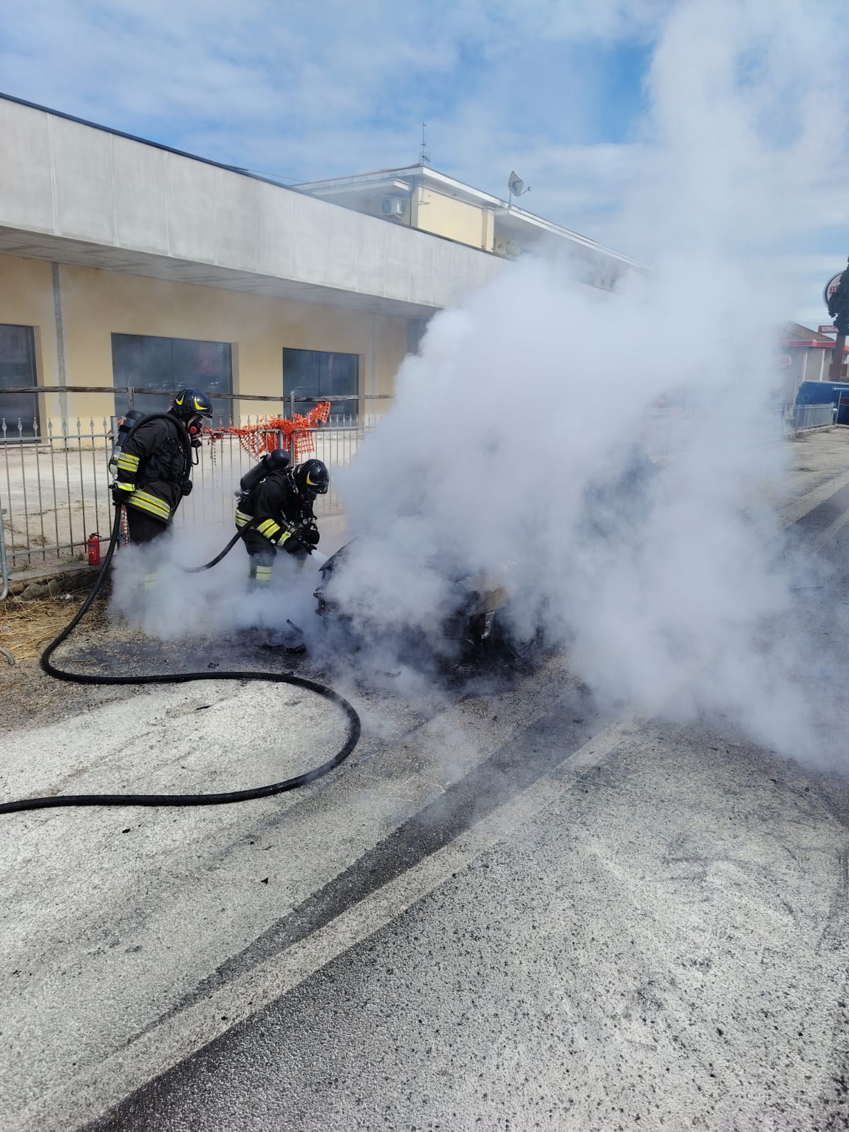 Incendio auto Giulianova. Aggiornamento