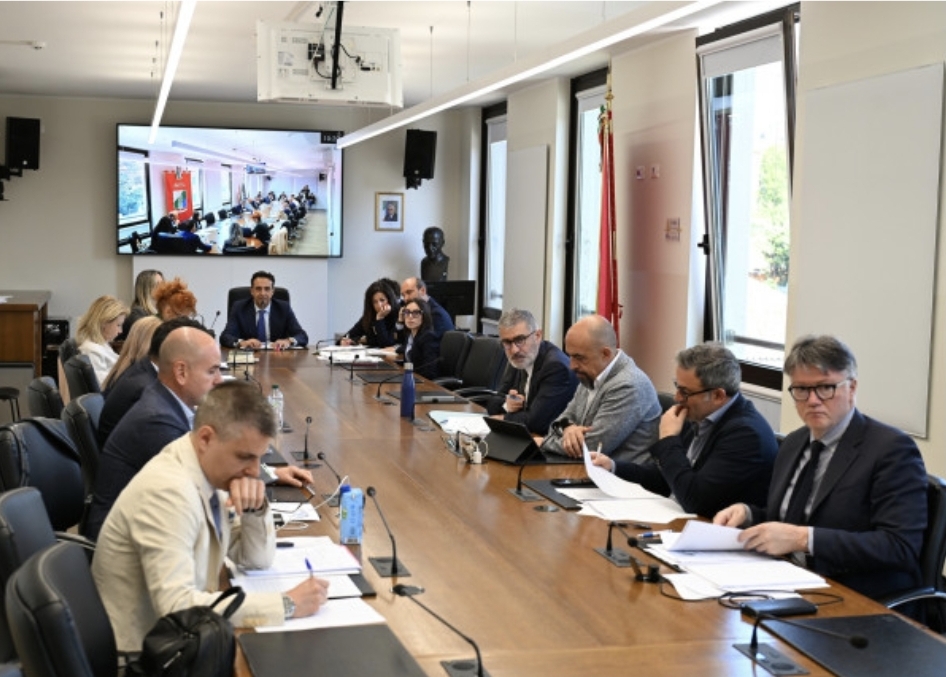 Abruzzo: Verso il Garante Regionale per gli Anziani e Dibattito sul Suicidio Medicalmente Assistito