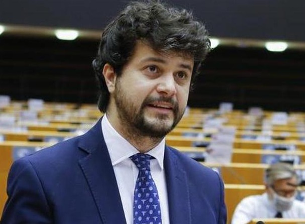 Intelligenza Artificiale e Mondo del Lavoro: Incontro del PD Abruzzo a Pescara