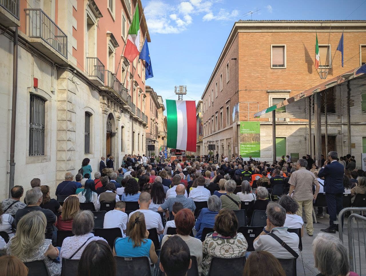Anche a Teramo si è celebrata la festa della Repubblica. Il saluto del Sindaco
