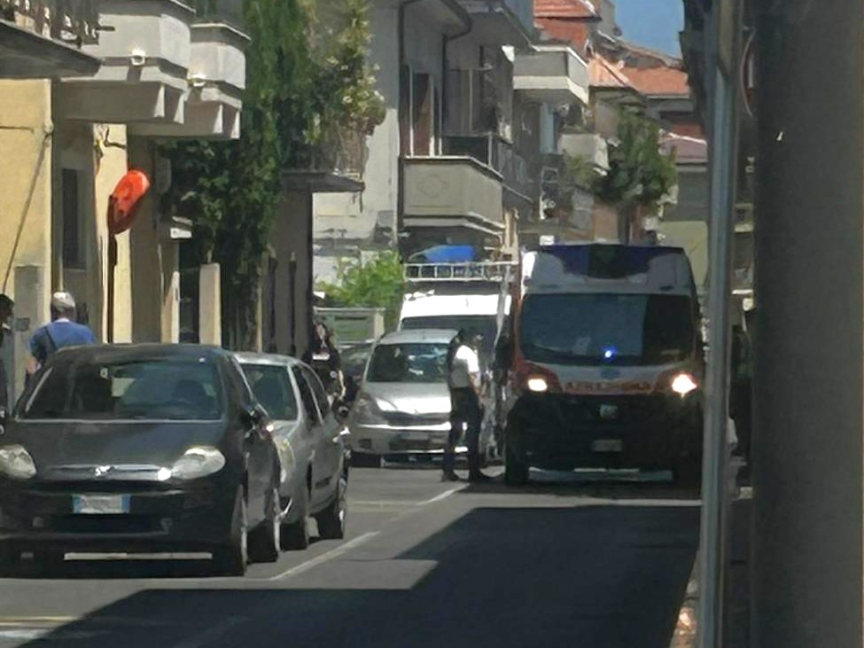Ultim’ora. Alba Adriatica: Picchia il padre perchè rimproverato