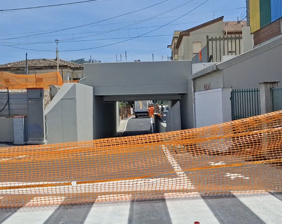RIAPERTO OGGI IL SOTTOPASSO DI VIA GAMMELLI. DAL 15 GIUGNO SI FERMERANNO I TRENI FINO ALL’8 SETTEMBRE