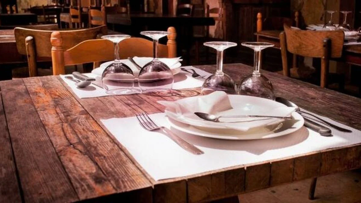 “Eat and go!”, mangia e vai! La Truffa dei “Pranzi Non Pagati” a Giulianova: Due Marchigiani Nei Guai