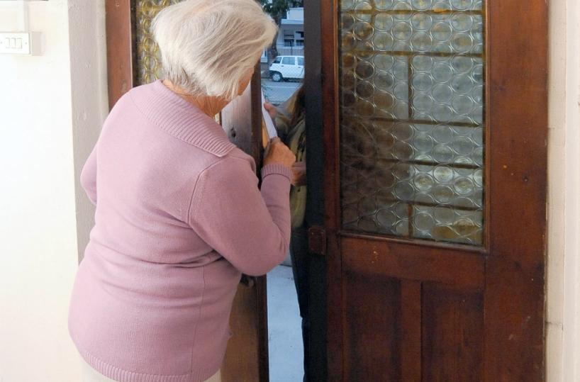 Fano Adriano, tentata truffa ai danni di un anziano: due arresti. Recuperati un Rolex, 2700 euro e 600 grammi d’oro