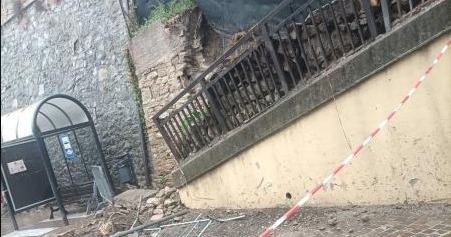 Frana a Forcella di Teramo: muro di contenimento cede dopo il maltempo