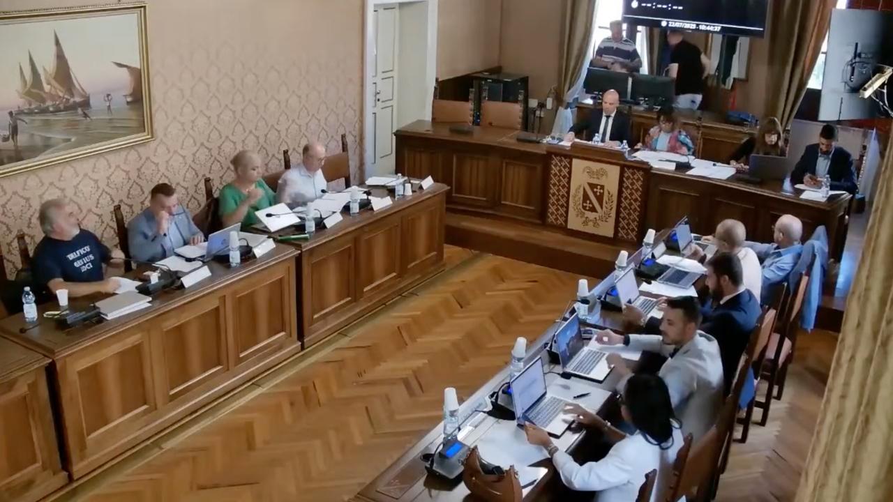 Consiglio Provinciale: Caso Delfico e Frana a Silvi – Due Tavoli per le Emergenze Territoriali- Ufficializzato il Nuovo Gruppo “Teramo Coraggiosa” –
