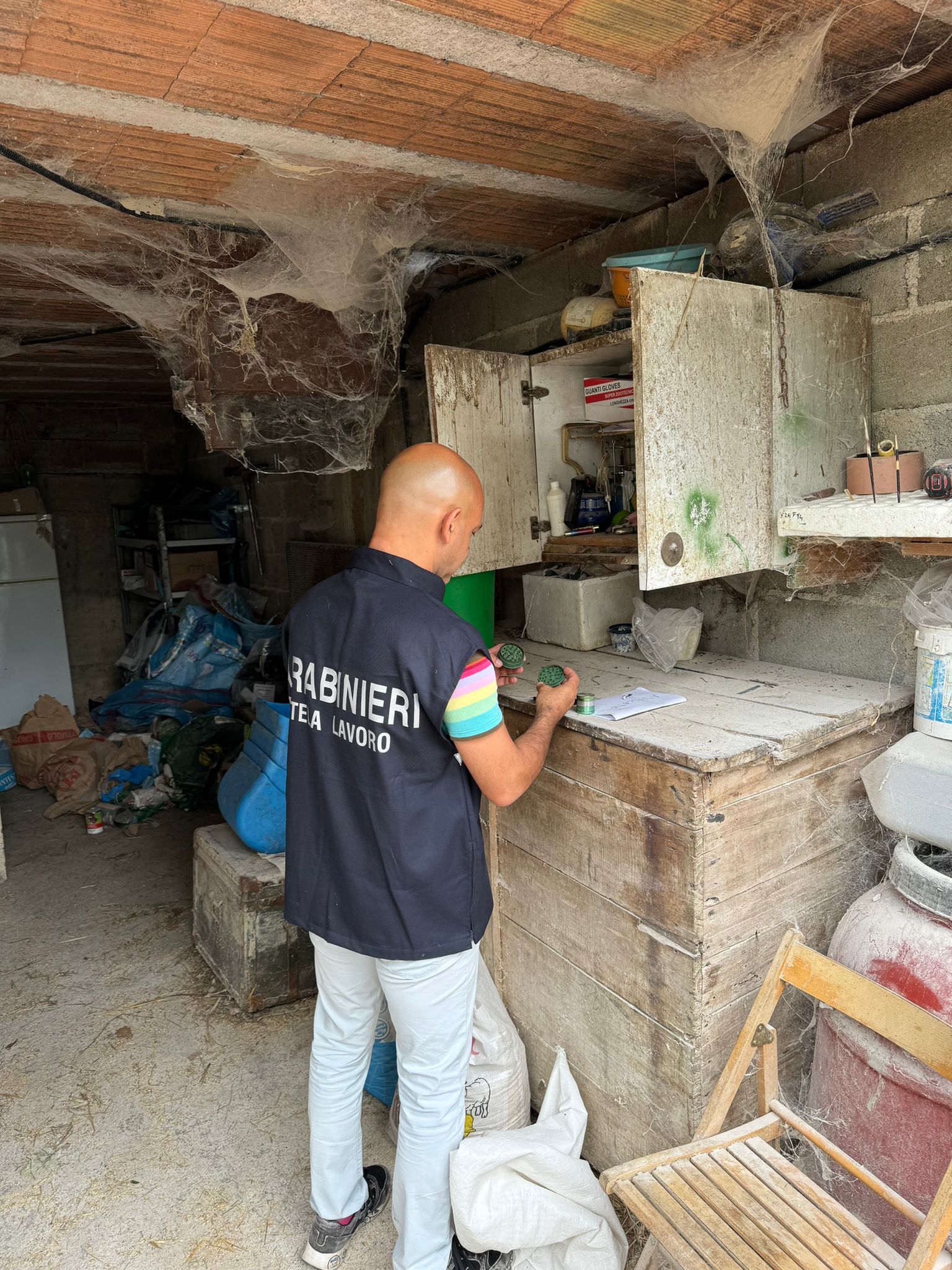 Teramo. Lavoro nero e documenti falsi: 10 deferiti, 2 le attività sospese e oltre 80.000 euro di sanzioni