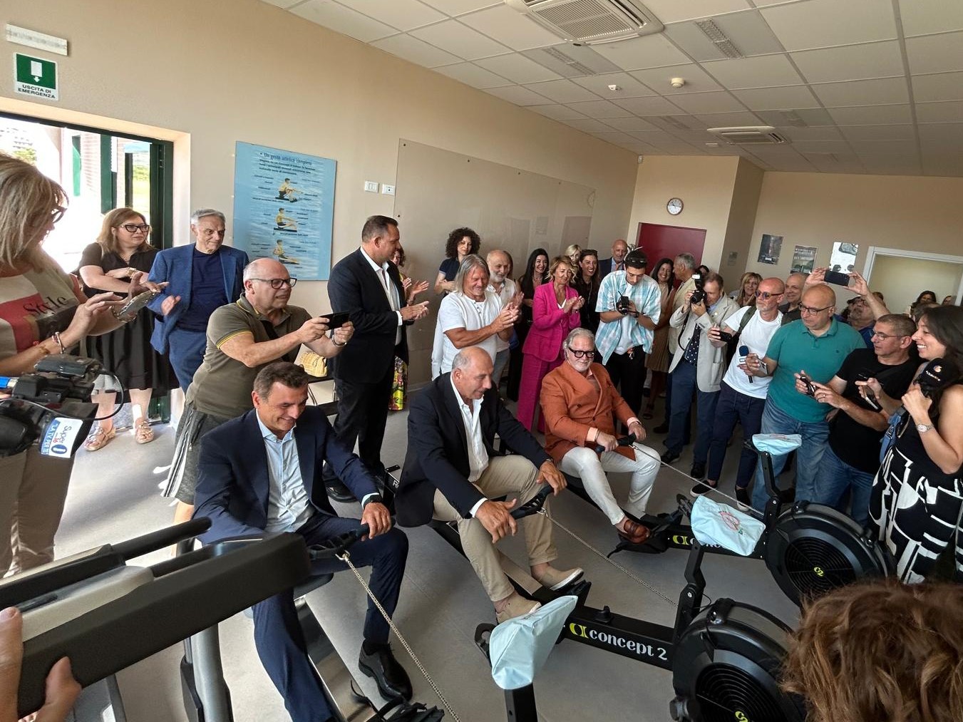 Abbagnale inaugura la palestra Oncologica a Casalena: “Lo sport a sostegno della medicina”