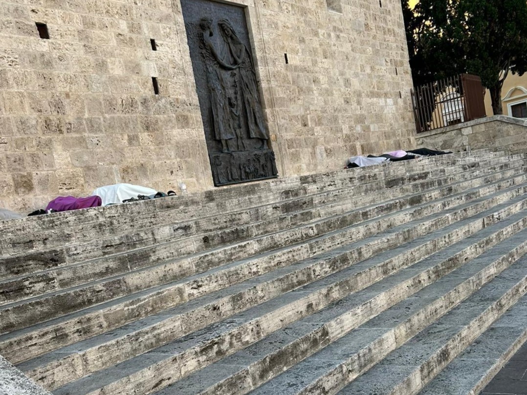 Richiedenti asilo, il Comune sistema 12 cittadini stranieri arrivati sul territorio.