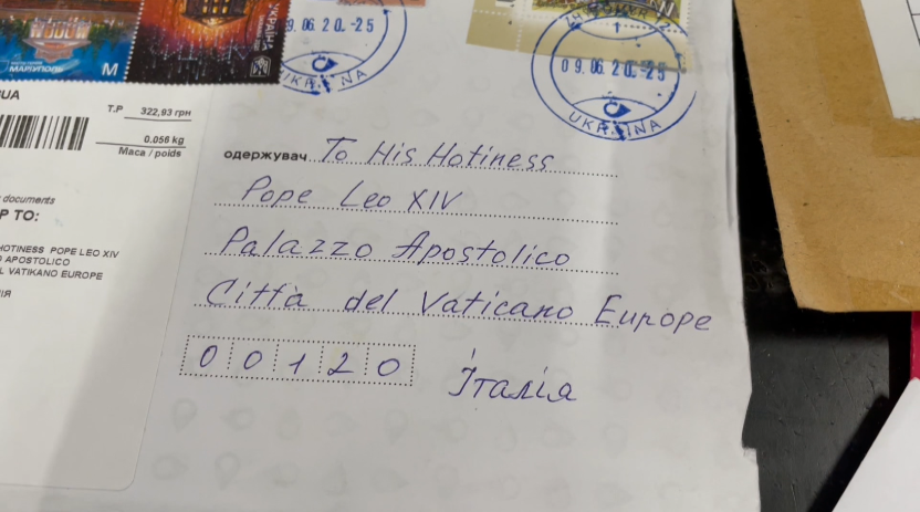 L’Abruzzo scrive a Papa Leone XIV: Tantissime le lettere lavorate da Poste Italiane cariche di speranza