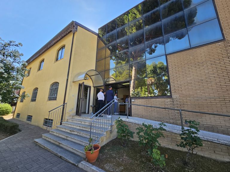Roseto degli Abruzzi: Riapre la Biblioteca Comunale Dopo i Lavori di Ristrutturazione