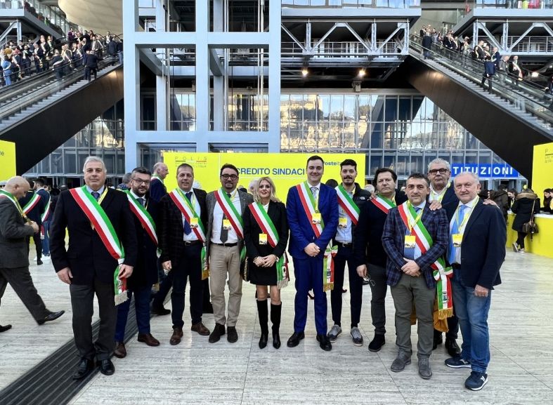 Poste Italiane: Riconoscimenti ai Comuni di Teramo per il Progetto “Polis”