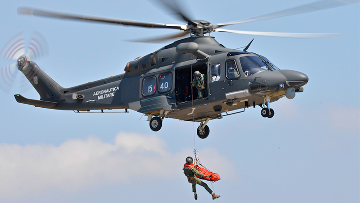 Gran Sasso, Notte di Paura sul Corno Piccolo: Alpinista Ferito Salvato da elicottero Aeronautica Militare