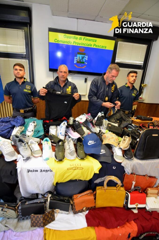 Moda contraffatta: maxi sequestro tra Pescara e Montesilvano
