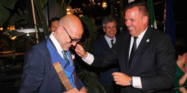 Passaggio del Martelletto al Rotary Club Teramo: Raffaele Falone Subentra a Paolo Brizzi