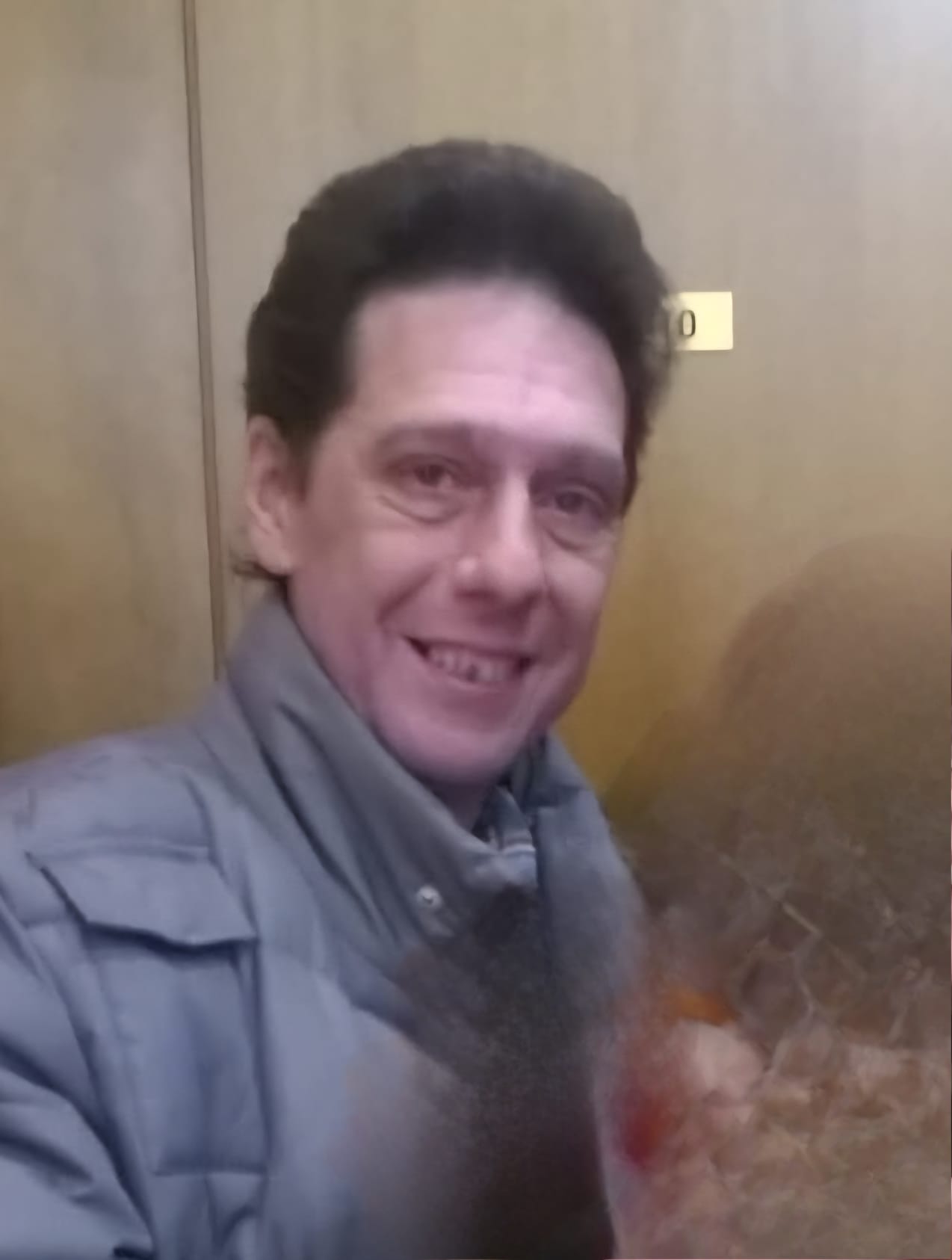 Infermiere professionale trovato morto in caSa. Probabile infarto
