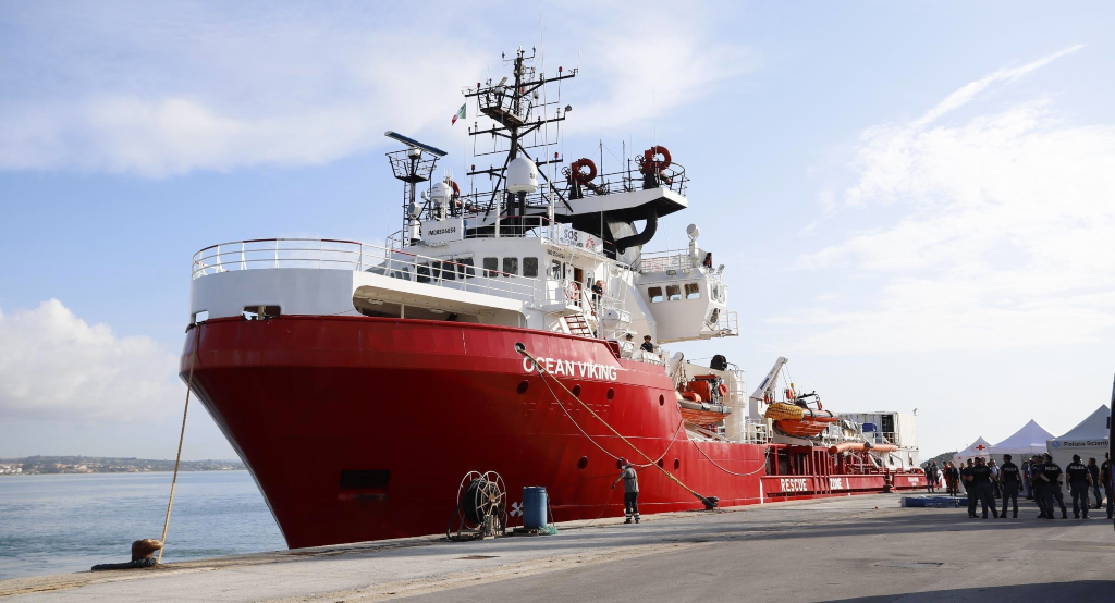 Sette migranti sbarcati stamani a Ortona dalla Ocean Vicking
