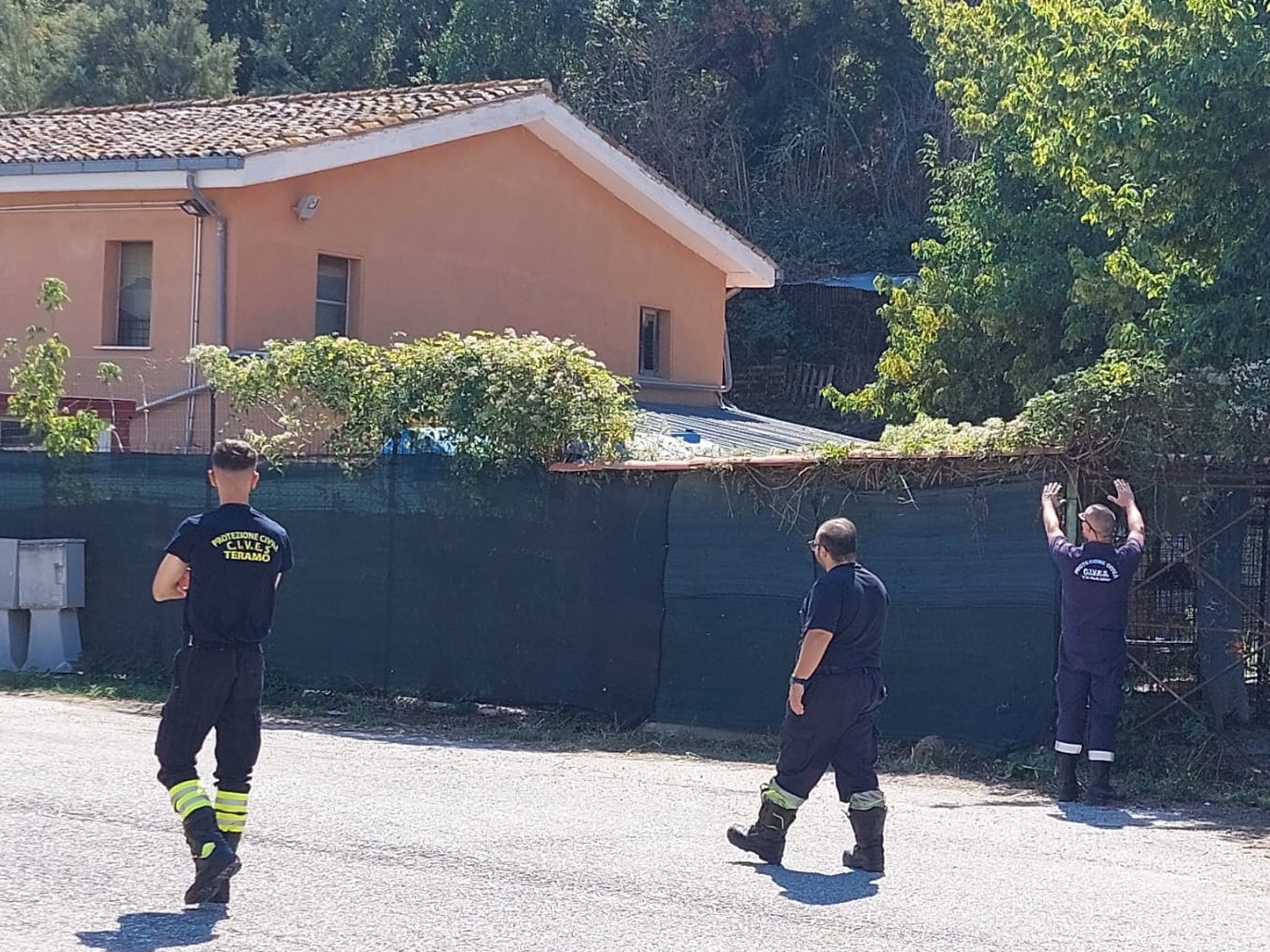 Teramo Vivi Città: “Sorveglianza antincendio al Canile di Carapollo grazie ai volontari CIVES. D’Alberto e Ciammariconi imparino”